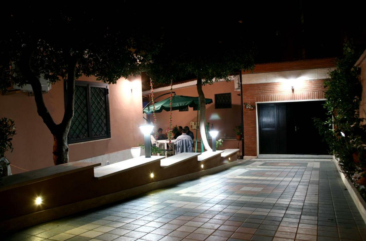 Stella Polare Bnb Lido di Ostia Bagian luar foto