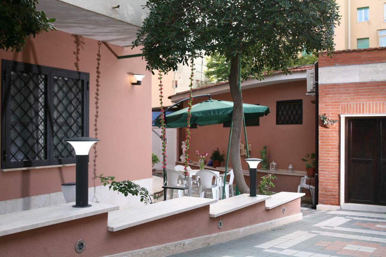 Stella Polare Bnb Lido di Ostia Bagian luar foto